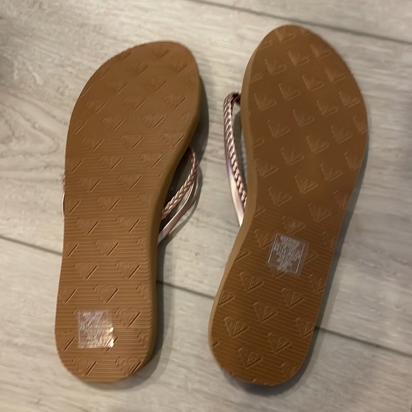 💗NEW Roxy Flip Flops💗 - Picture 5 of 8